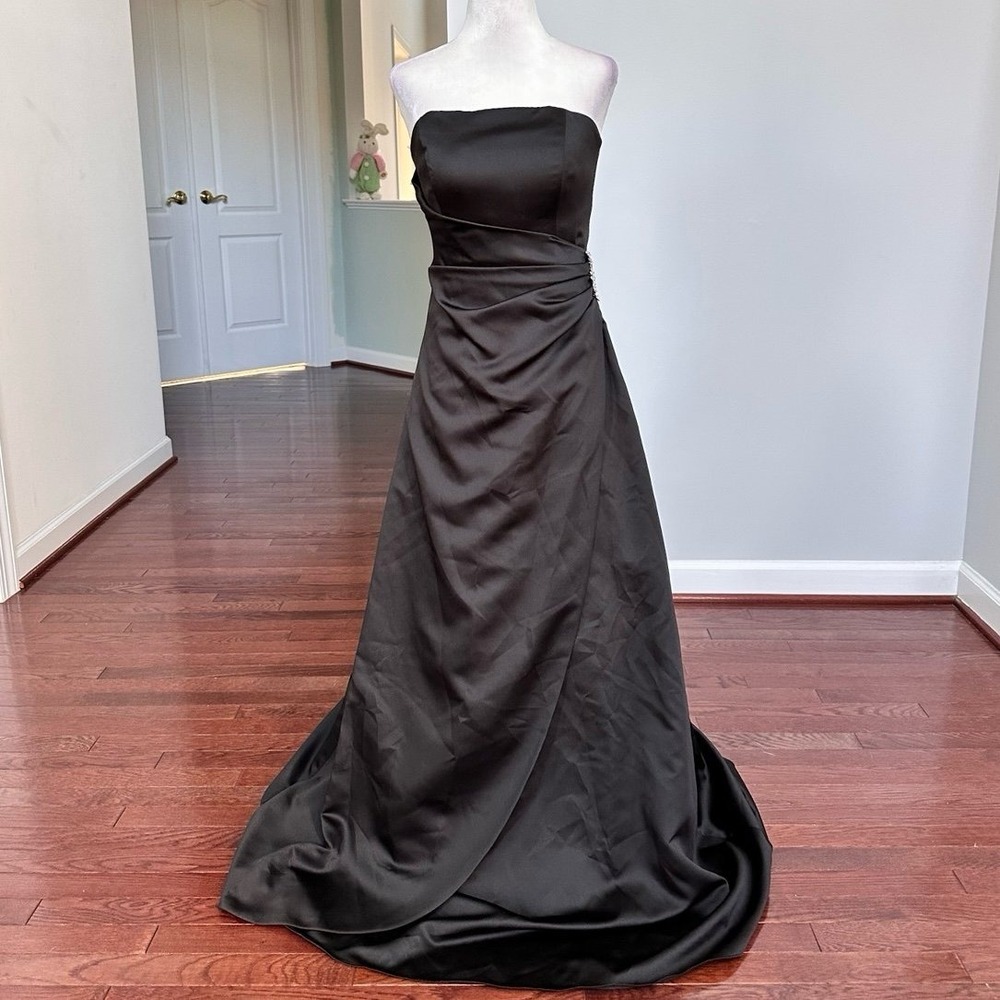 David's Bridal Black Satin Silver Strapless Simple Princessโ Gown Dress XS